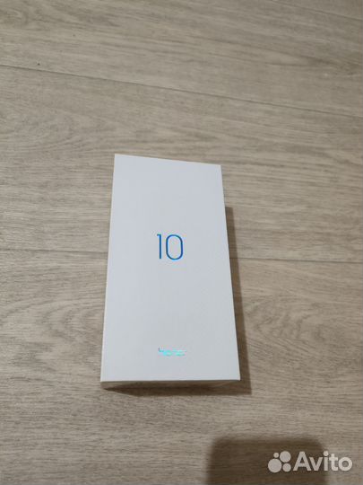 HONOR 10, 4/64 ГБ
