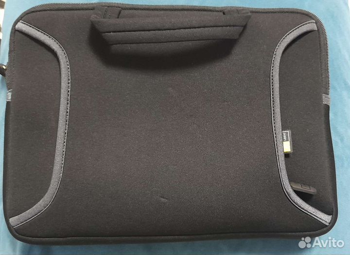 Сумка для нетбука, ноутбука или планшета