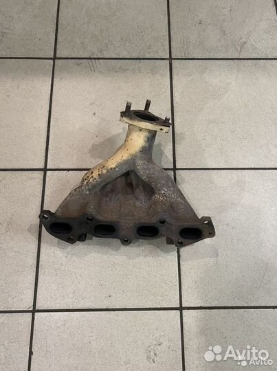 Выпускной коллектор Kia Spectra