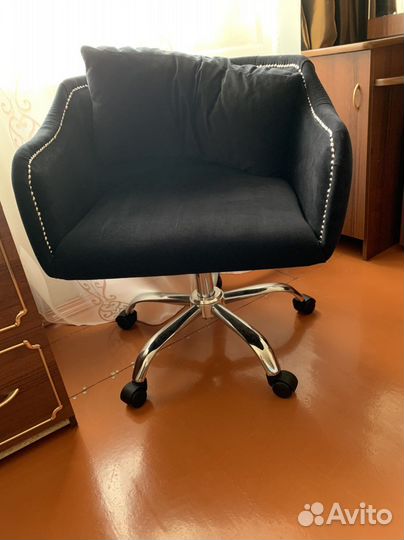 Мягкий стул кресло