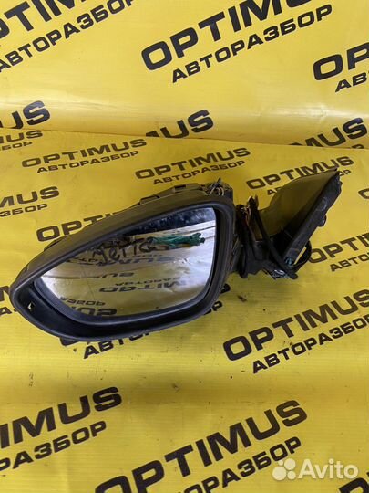 Зеркало левое Volkswagen Jetta 6