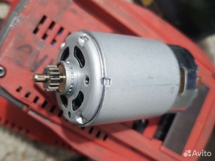 Шуруповерта Metabo 12v двигатель