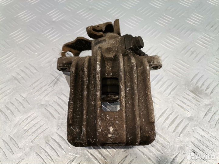 Суппорт задний правый для Volkswagen Golf 4