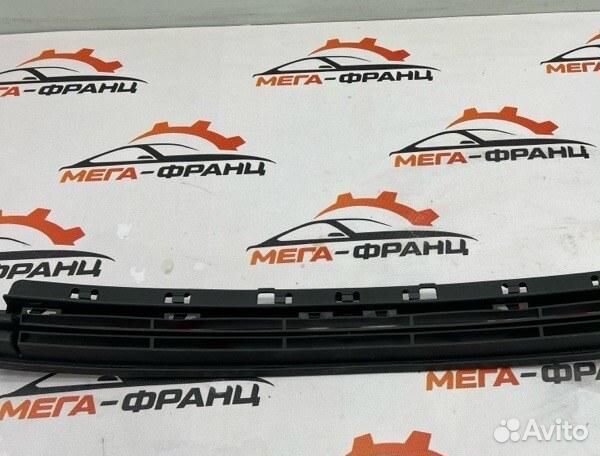 Решетка в бампер передняя Citroen C5 седан EP6CDT