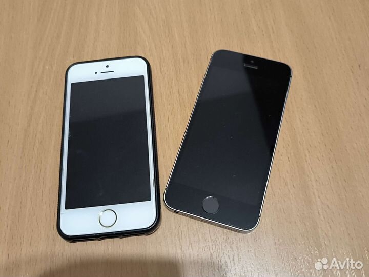Телефон iPhone 5s