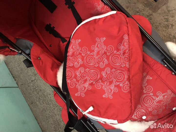 Детские санки с колесиками