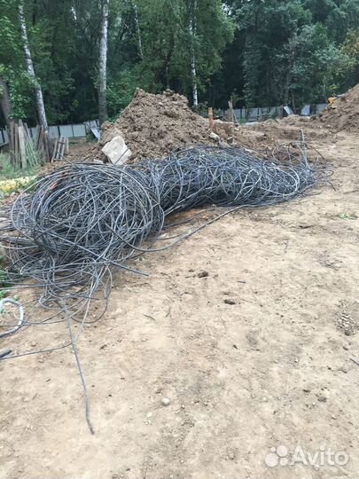 Бригада монтажников кабеля