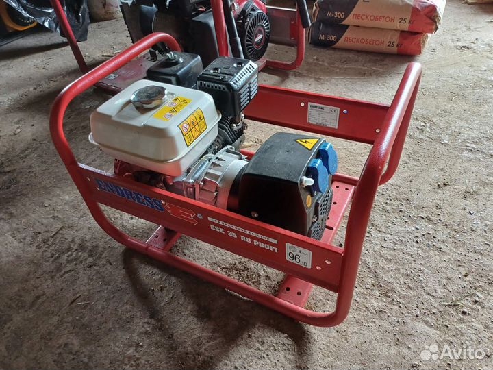 Генератор бензиновый 2.7 квт