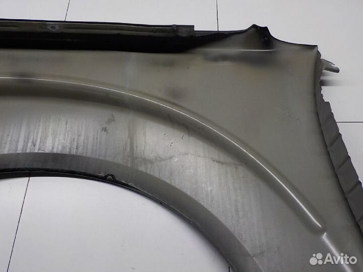 Крыло переднее правое Nissan Navara D40