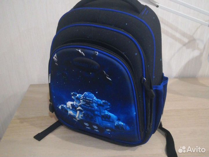 Рюкзак школьный winner one