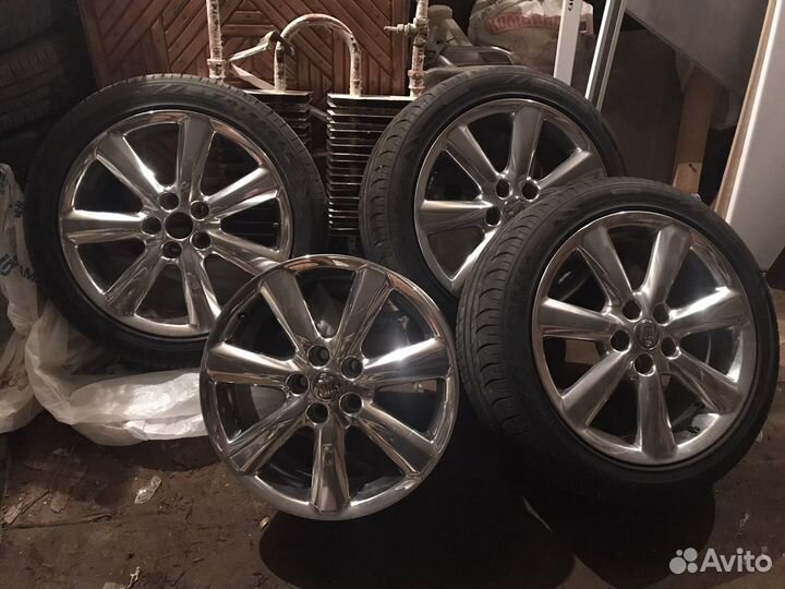 Диски с резиной на toyota camry r18