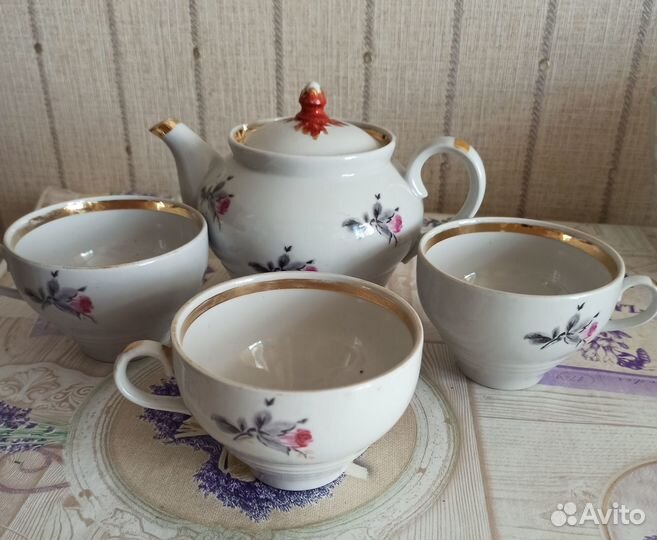 Чайник с чашками СССР