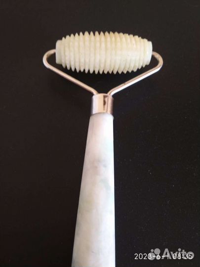 Массажёр ручной из камня