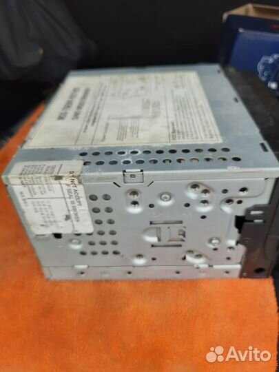 Автомагнитола (мультимедийный центр) MDD-7565NV