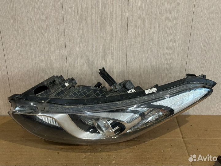 Фара левая Hyundai i30 ll GD дефект