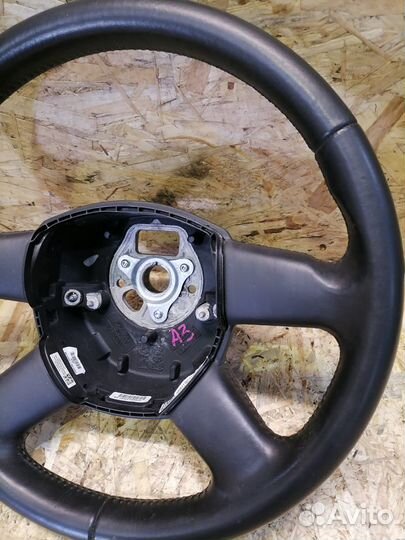 Руль кожаный Audi A3 8P