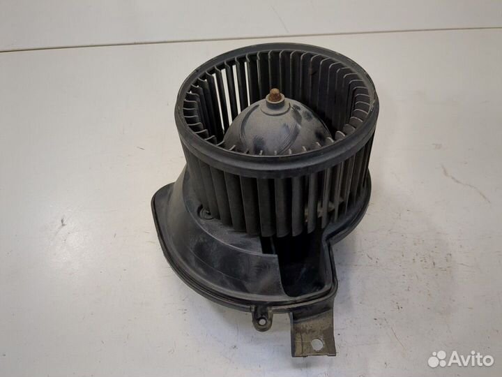 Двигатель отопителя Opel Combo, 2016