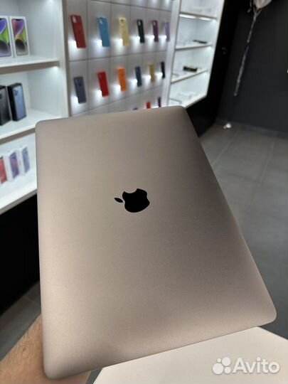 Apple MacBook Pro 13 (2019),8/128, Silver