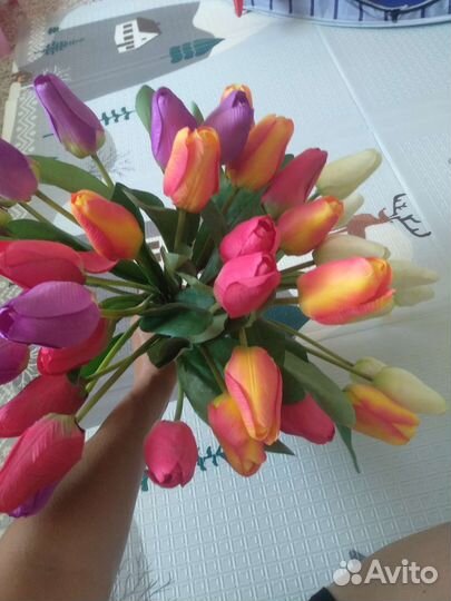 Искусственные тюльпаны