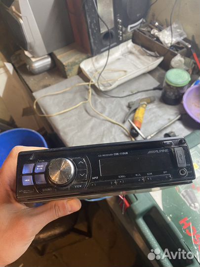 Магнитола Alpine cde-110ub