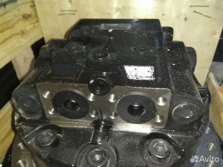 Гидромотор 39q6-41101 Hyundai R220LC-9S