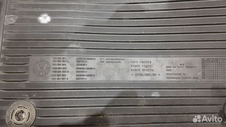 Комплект оригинальных ковриков Volkswagen Jetta 6