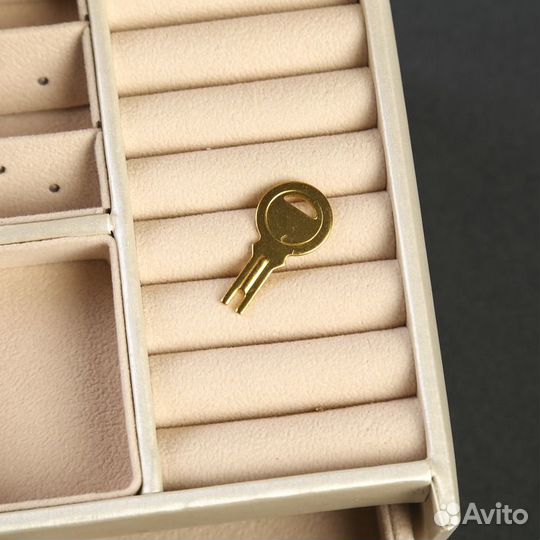 Шкатулка кожзам для украшений 'Жемчужный молочный'