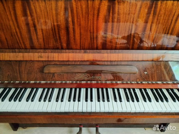 Пианино Десна