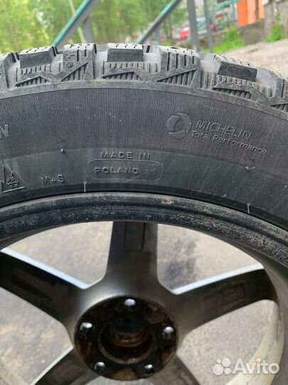 Michelin X-Ice North 4 245/45 R18