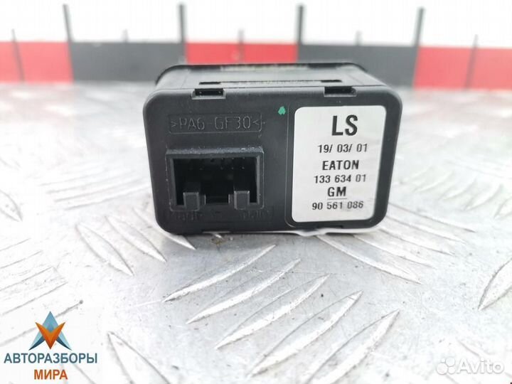 Блок управления стеклоподъемниками Opel Zafira (A)