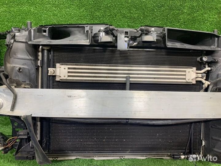 Кассета радиаторов в сборе передняя Audi A8 4H 4H