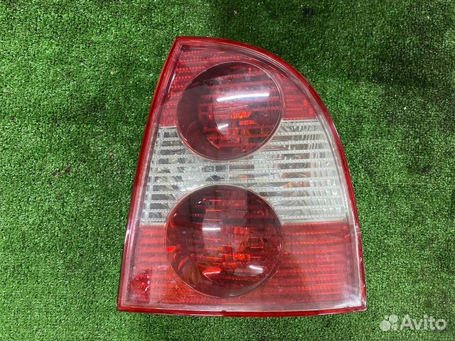Задний правый фонарь vw passat b5