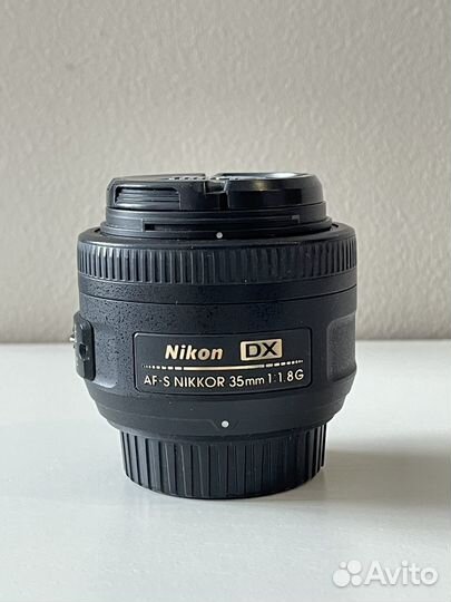 Объектив Nikon 35mm f/1.8G AF-S DX Nikkor