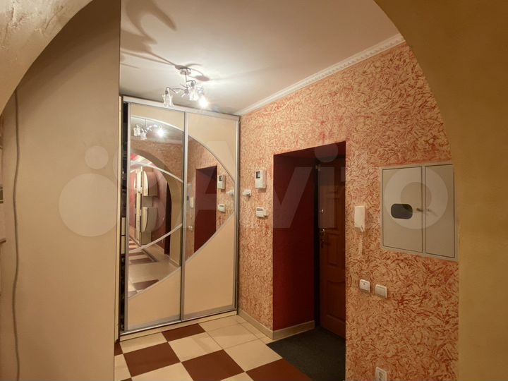 4-к. квартира, 155 м², 3/4 эт.
