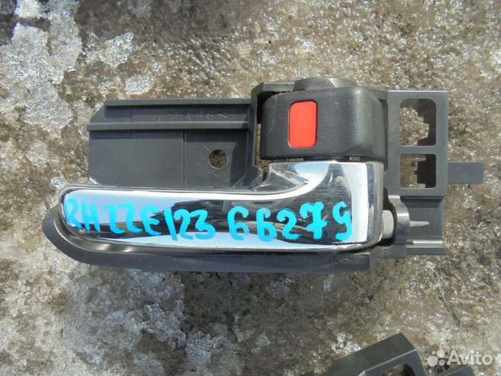 Ручка двери внутренняя правая Toyota Corolla