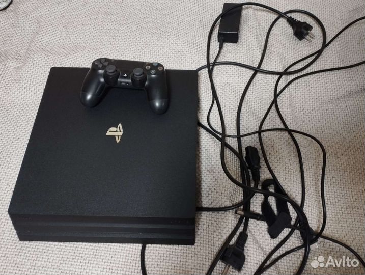Sony PS4 pro 1tb