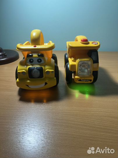 Две машинки CAT