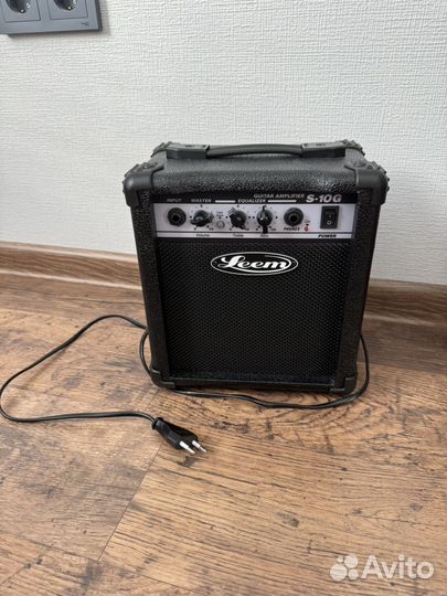 Гитарный комбоусилитель Leem s10g