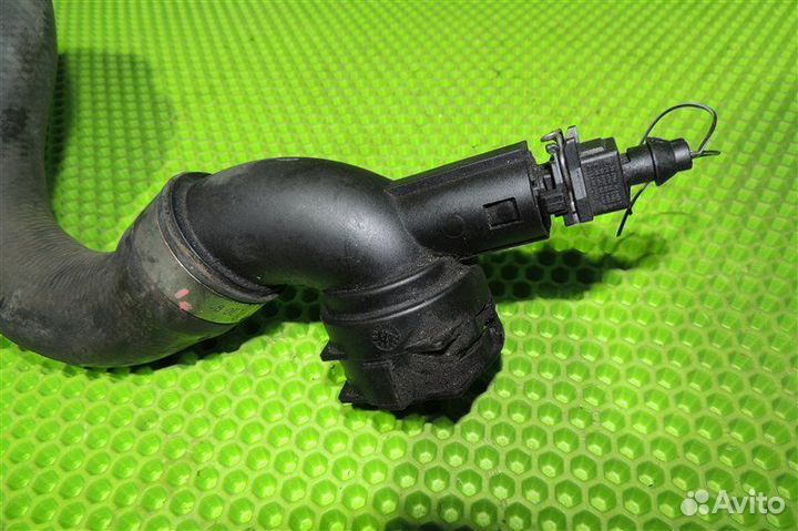 Патрубок радиатора Bmw M3 E90 N64N 2009