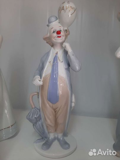 Фарфоровые статуэтки