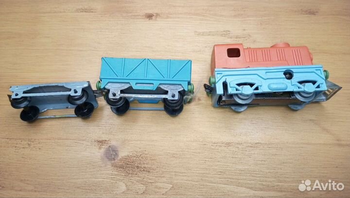 Советская заводная игрушка паровоз, СССР