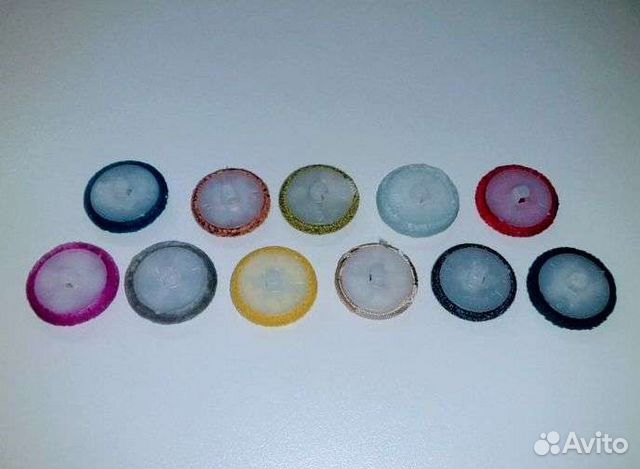 Мебельные пуговицы