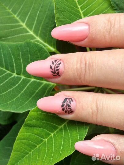 Маникюр на дому