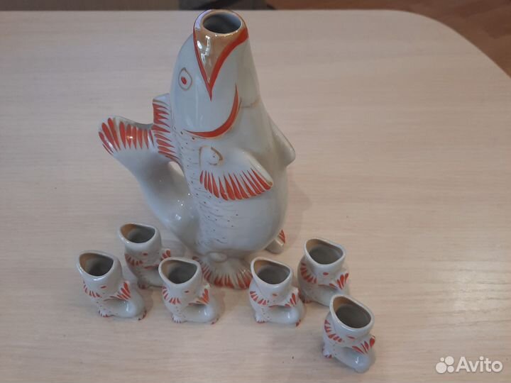 Графин и 6 стопок 