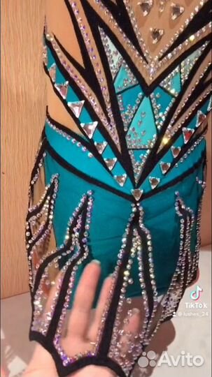 Купальник для художественной гимнастики