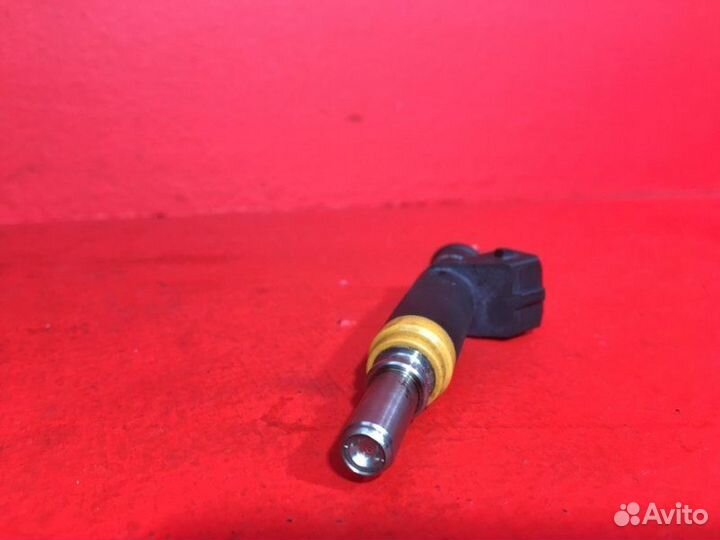 Форсунка Bmw 7 E65 N62B36A 2004