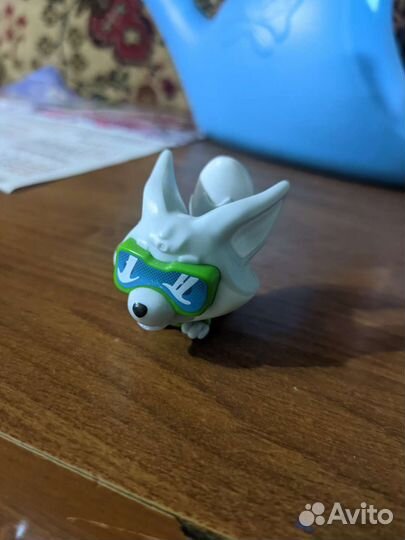 Игрушка из киндера