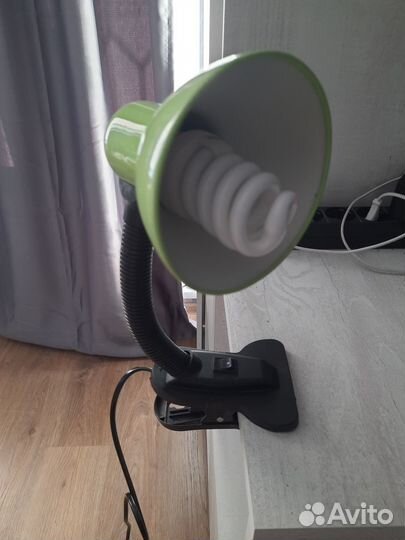 Лампа настольная