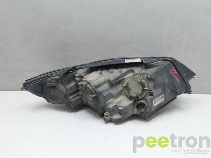 Б/У Б/У Фара левая б/у FK7213W030EG land rover