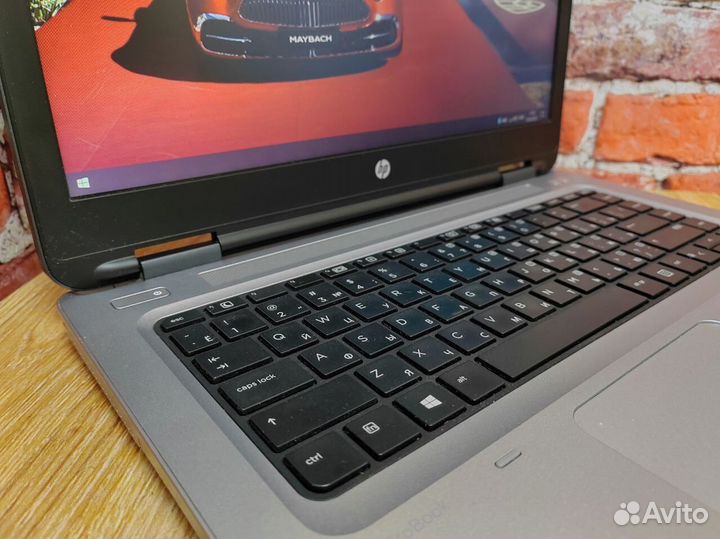 Ноутбук HP с 14